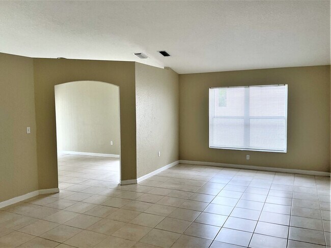Building Photo - 5434 NW 50th Ct