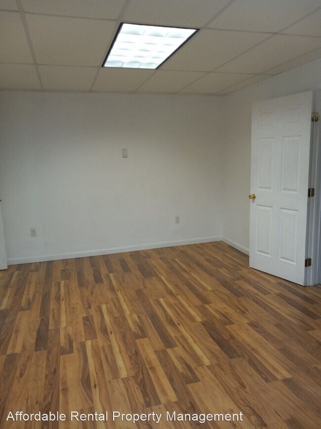 Foto del edificio - 1 br, 1 bath House - 137 Cumberland St Apt #1