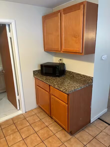 Foto del edificio - 807 W Madison St