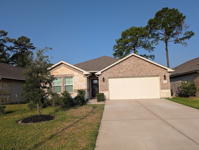 Building Photo - 2226 E WInding Pines