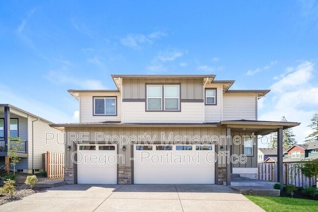 Building Photo - 1734 NE Gilbert Ln