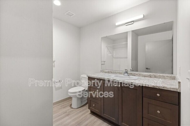 Foto del edificio - 1127 Alderson Ave