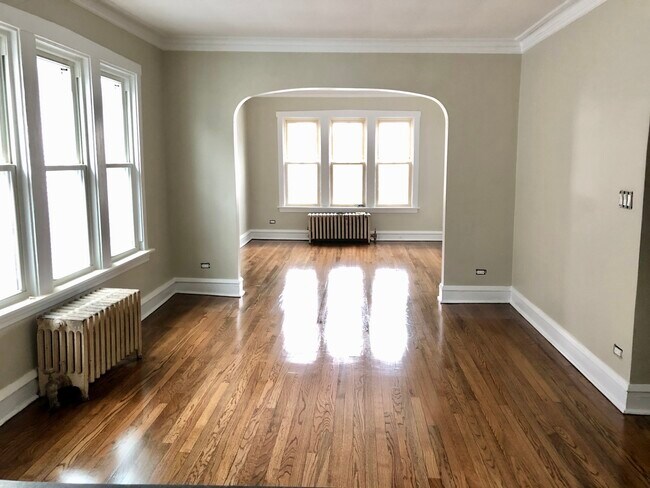 Foto del edificio - 6618 W Schreiber Ave