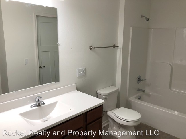 Building Photo - 3 br, 2 bath House - 4458 Old Kennedy Rd