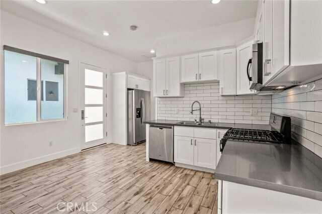 Foto principal - 7304 Woodley Ave