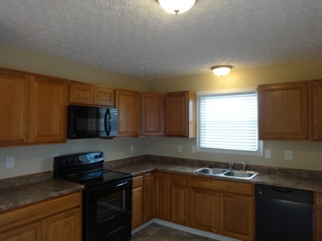 Foto del edificio - 1199 Onaway Court
