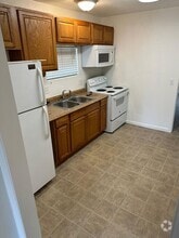 Building Photo - 307 S El Paso St