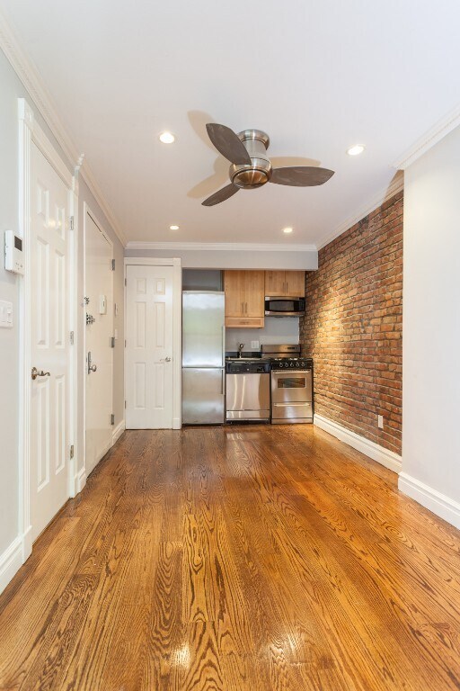 Foto del edificio - 521 E 5th St
