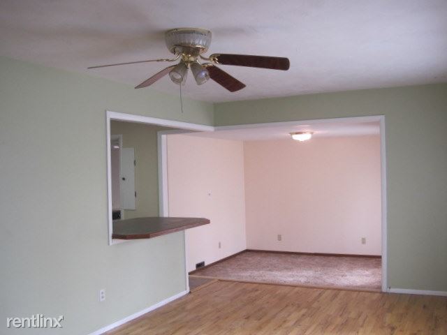 Building Photo - 3 br, 1 bath House - 338 N Rogers St