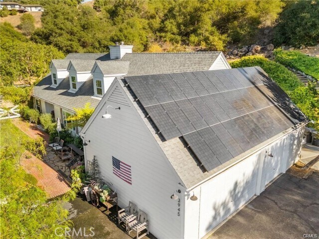 Building Photo - 3945 Pala Mesa Dr