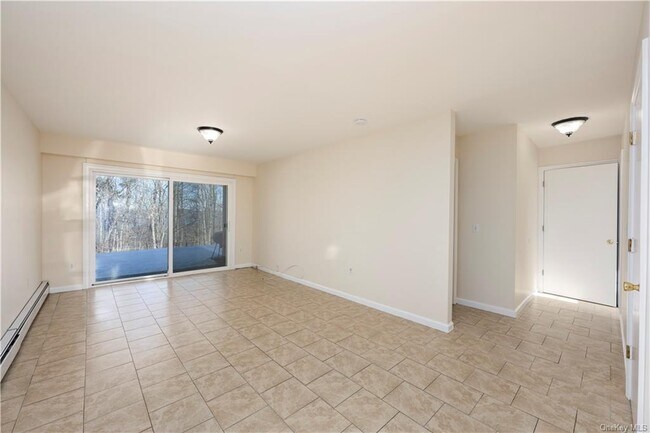 Building Photo - 18 Alpine Dr