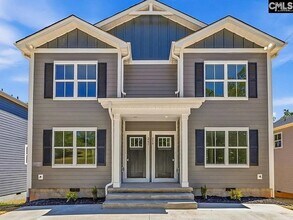 Building Photo - 255 Vanderbilt Rd