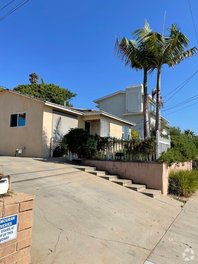 Bayberry Apartments for Rent with Extra Storage San Diego, CA 1