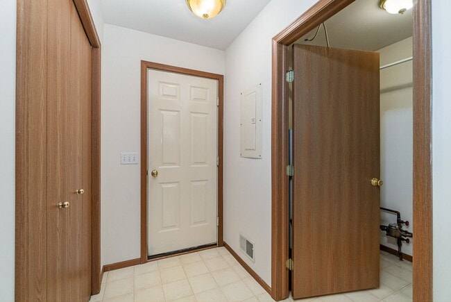 Building Photo - Morning Dawn Drive Duplex