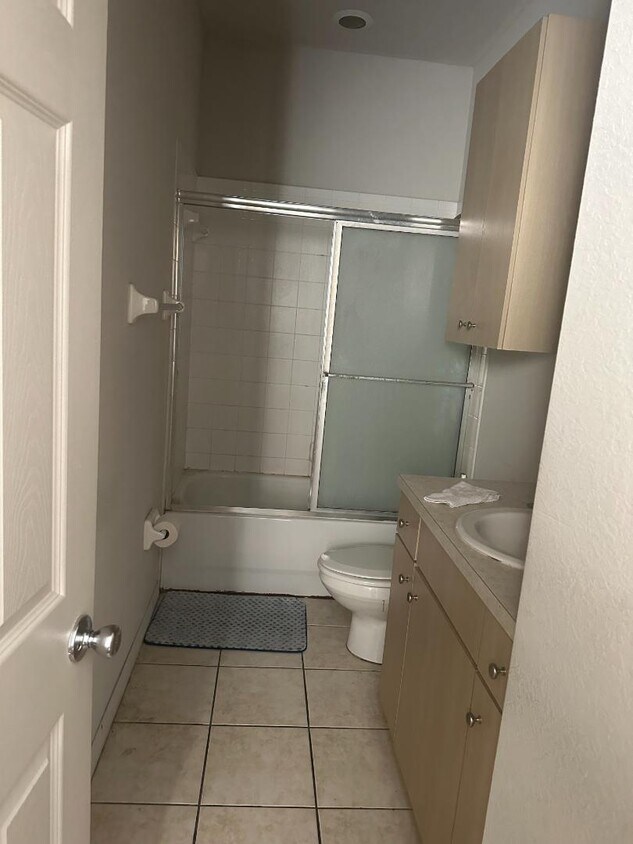 Foto principal - 3617 W Reynolds St