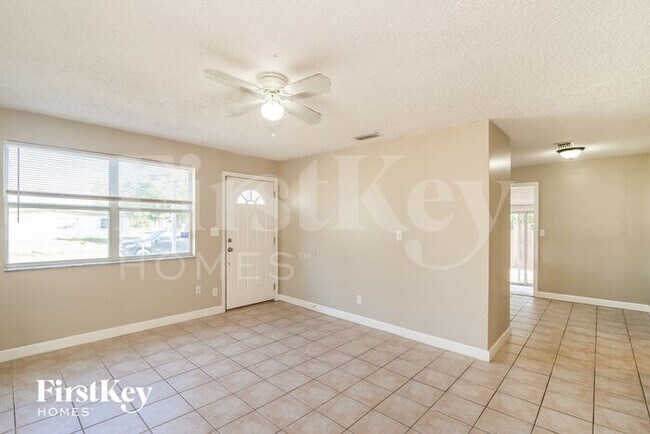 Building Photo - 6746 Daughtry Blvd S