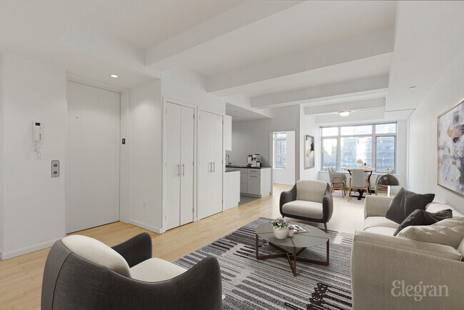 Building Photo - 446 W 38th St