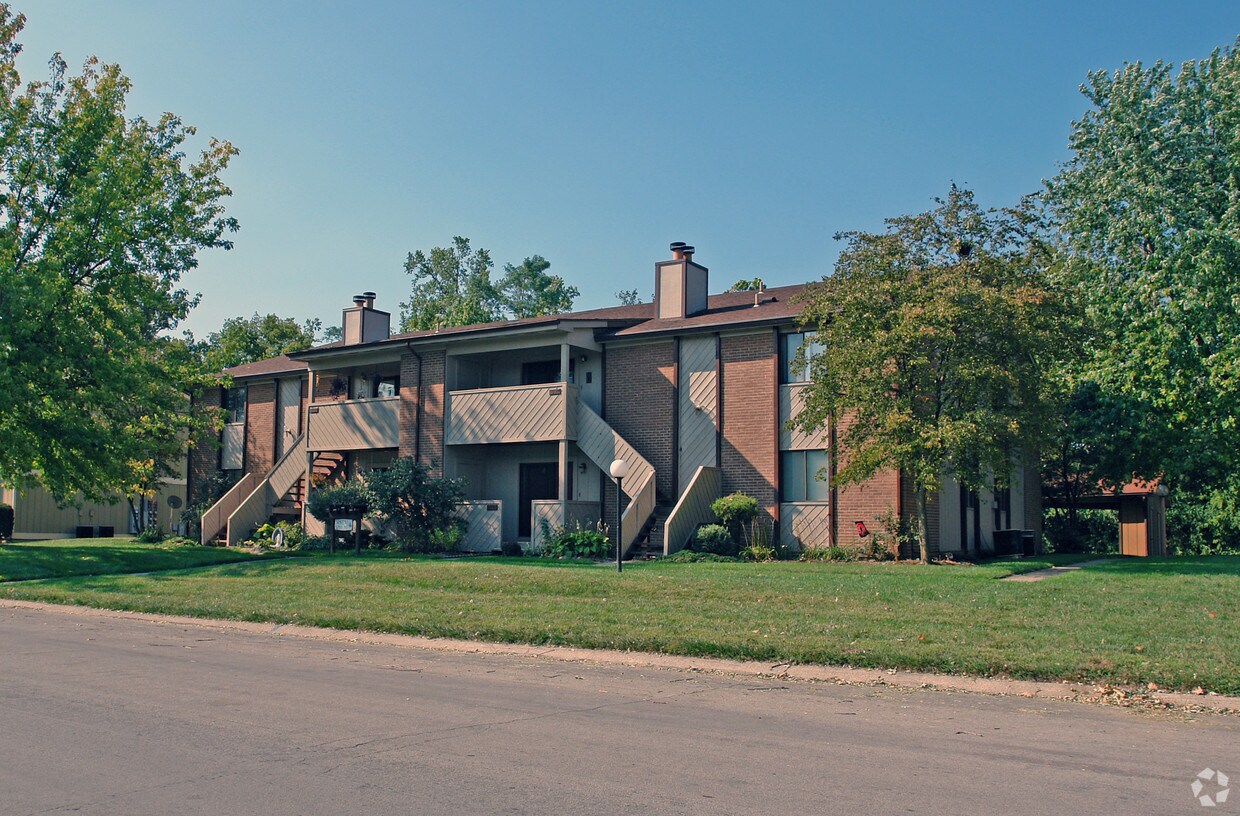 Primary Photo - 5225-5259 Belle Isle Dr