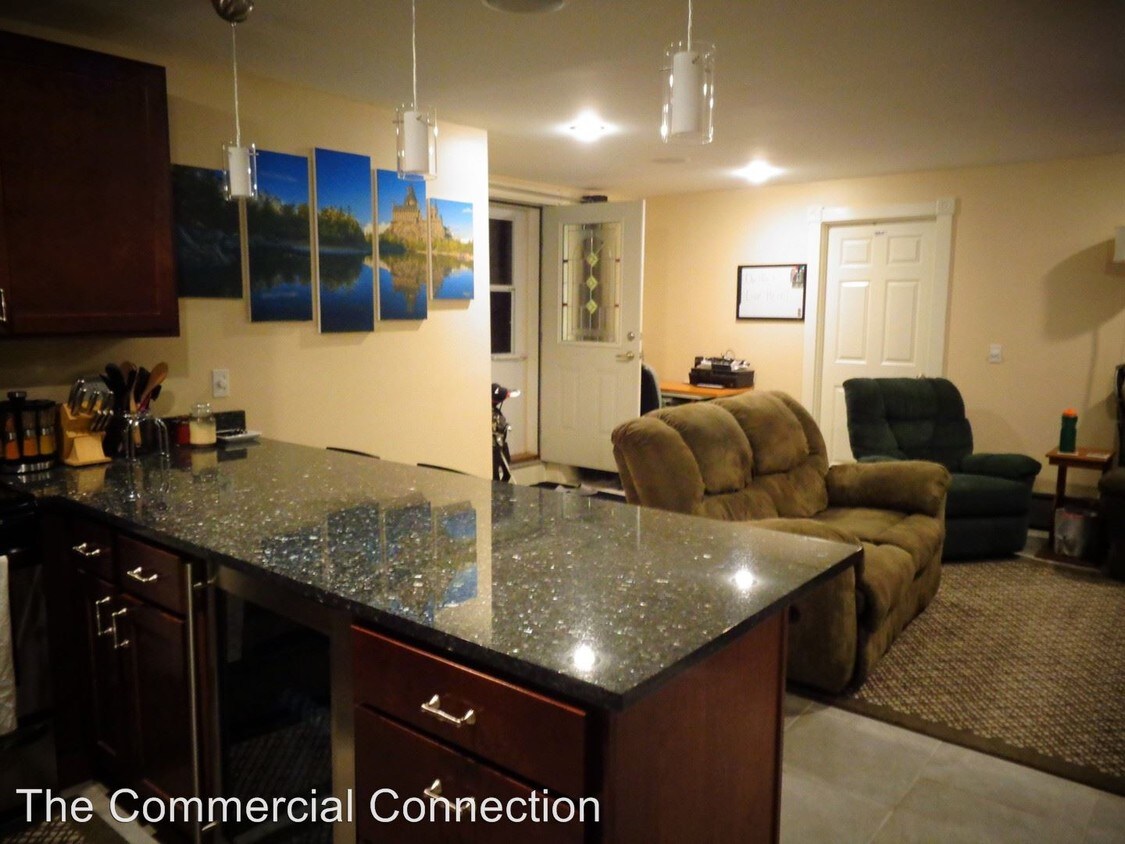 Foto principal - 2200 Harriet Ave
