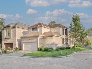 Building Photo - 12929 Kingsbridge Ln