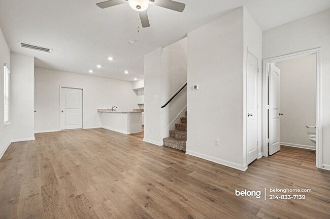 Foto del edificio - 203 Marsh Ln