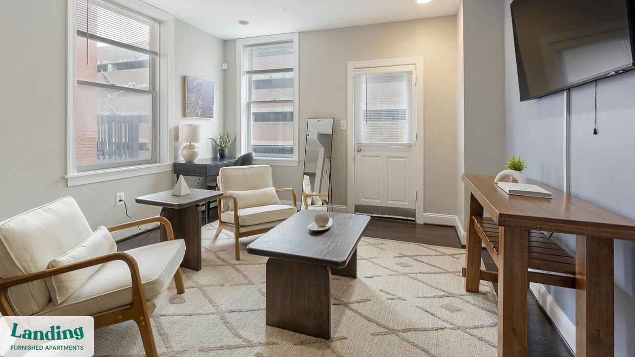 Primary Photo - 617 W Lexington St