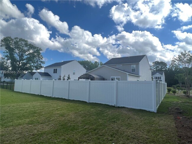 Building Photo - 1096 S Innovation Dr