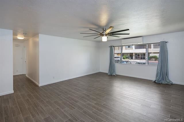 Building Photo - 152 Kuakini St