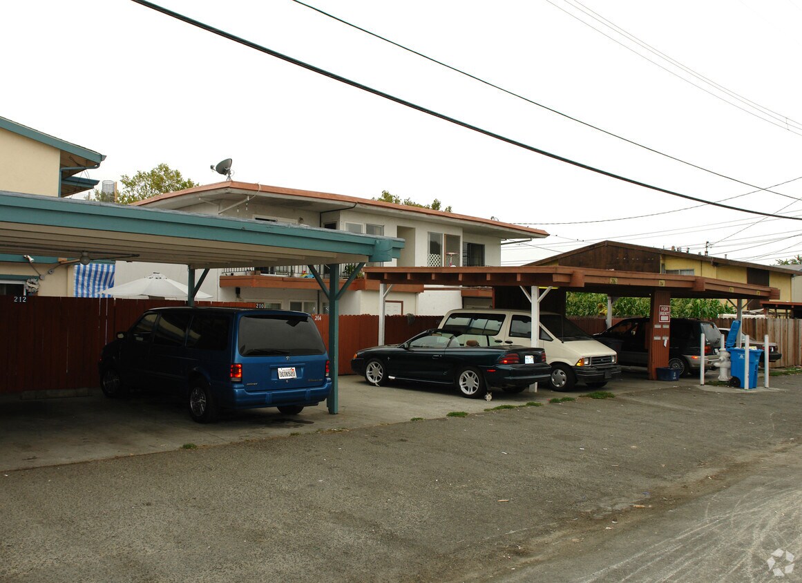 Foto del edificio - 200-208 Westwood St