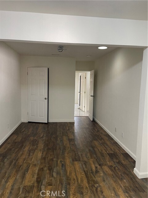 Foto del edificio - 1158 W Locust Ave