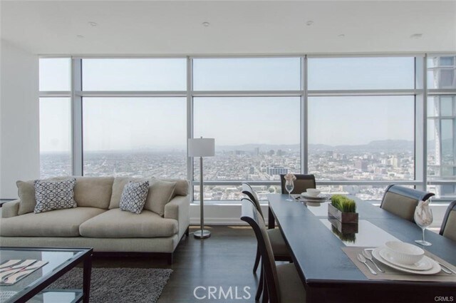 Foto del edificio - 900 W Olympic Blvd