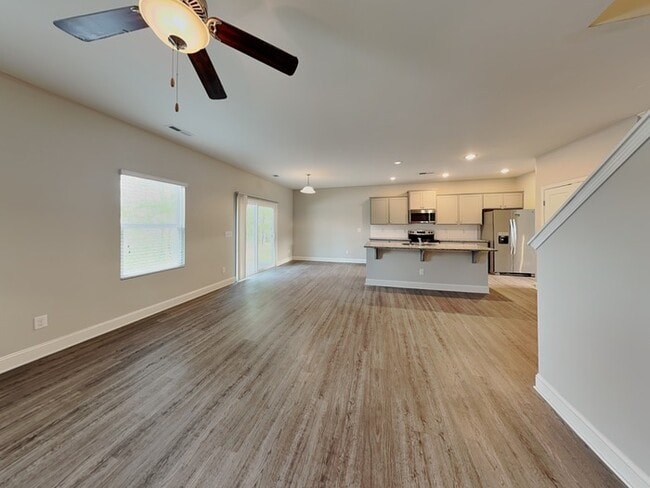 Foto del edificio - 3201 Emerald Ridge Ct