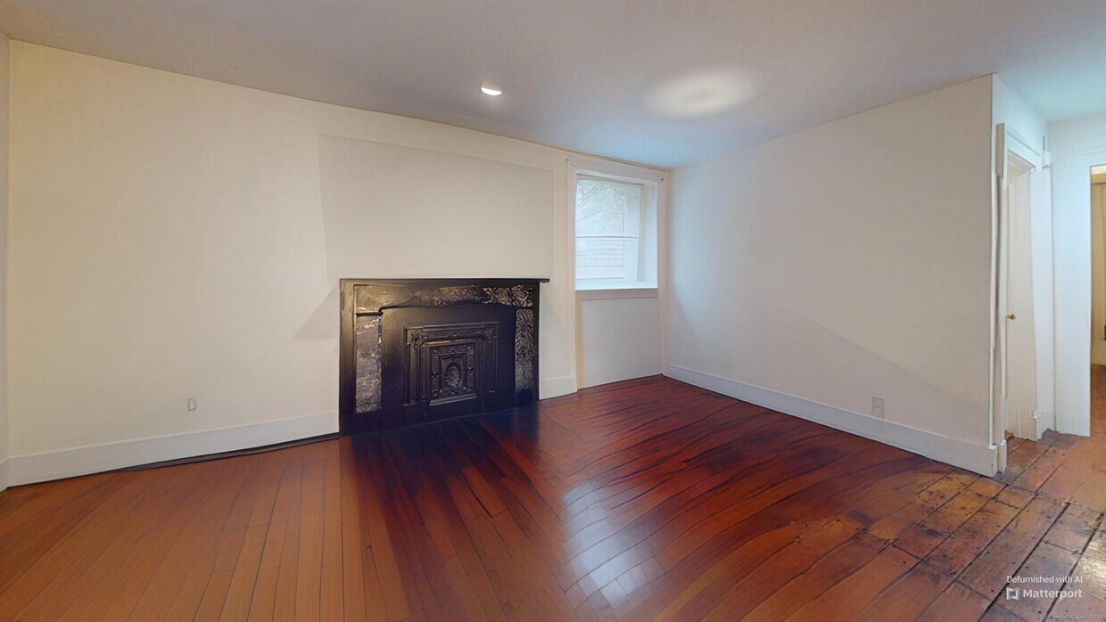 Primary Photo - 584 Chapel St