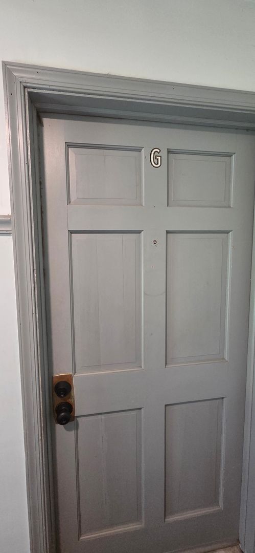 Building Photo - "Chic 1-Bedroom Condo: Your Ideal Home in ...
