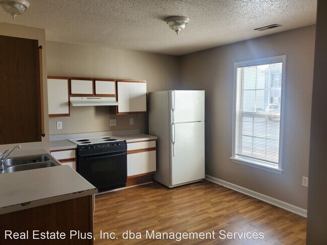 Building Photo - 2 br, 1 bath House - 43 Mare Court Apt. C
