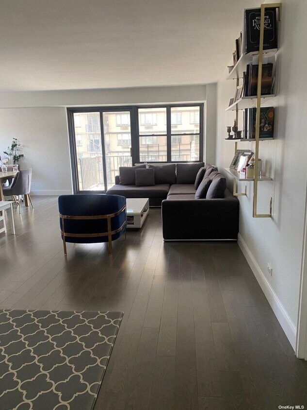 Foto principal - 345 E 80th St