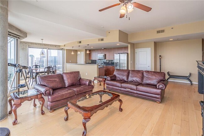 Foto del edificio - 361 17th St NW