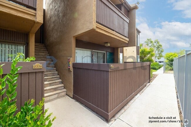 Building Photo - 3454 Castle Glen Dr