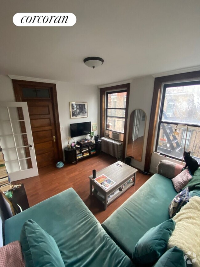 Building Photo - 217 E 83rd St