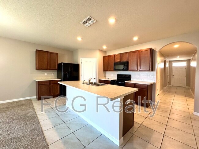 Foto del edificio - 133 Grove Branch Rd