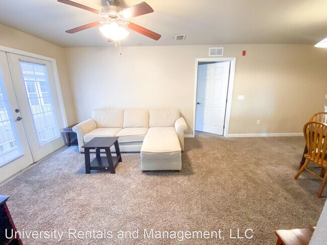 Building Photo - 4 br, 4 bath House - 921 SW Depot Avenue #404