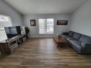 Building Photo - 7806 Eby St