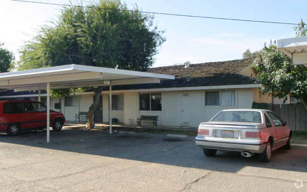 Building Photo - 4102 E Butler Ave