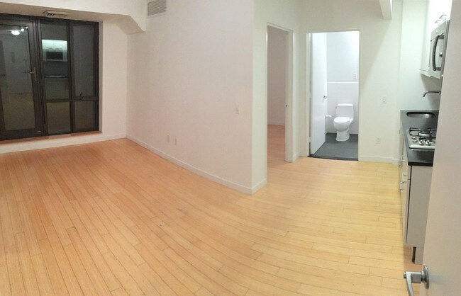 Building Photo - 43 Avenue C