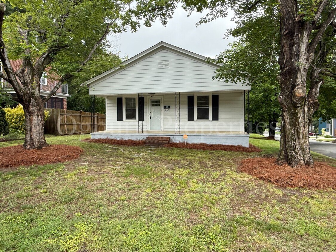 Foto principal - 265 Keating Dr