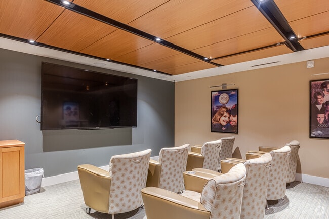 Interior Photo - Village Green Apartments