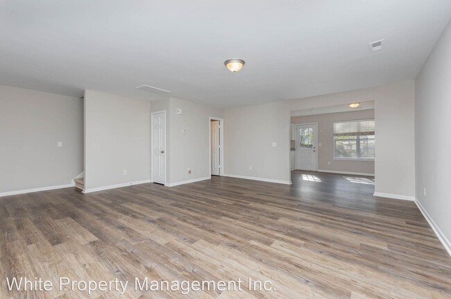 Building Photo - 4 br, 2.5 bath House - 621 Cherry Street