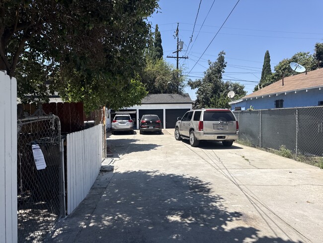 Building Photo - 6605 Priam Dr