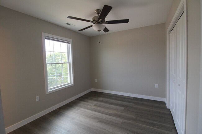 Foto del edificio - 101 Willowstone Court