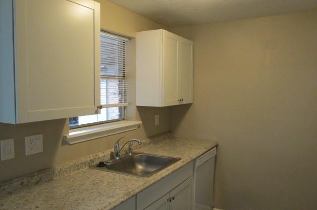 Building Photo - 175 West Dr